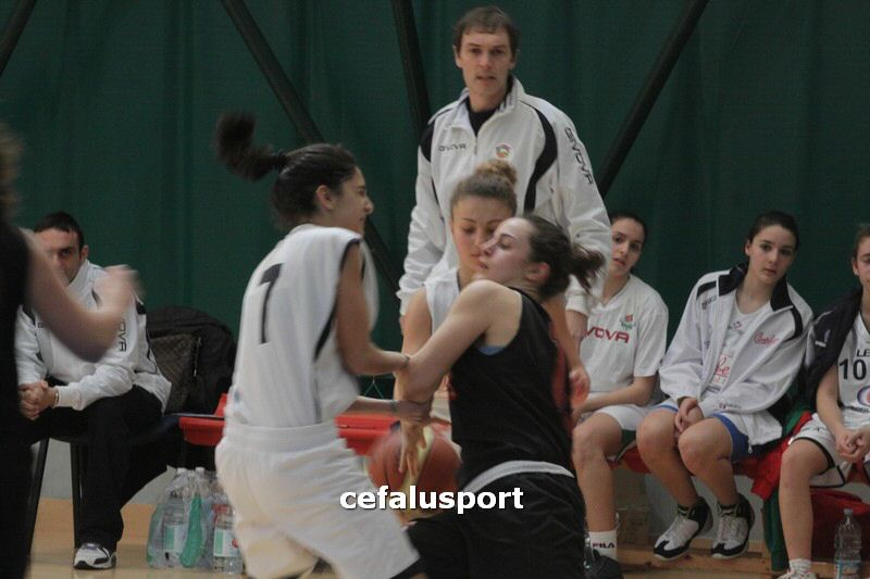 120218 basket 363_tn.jpg